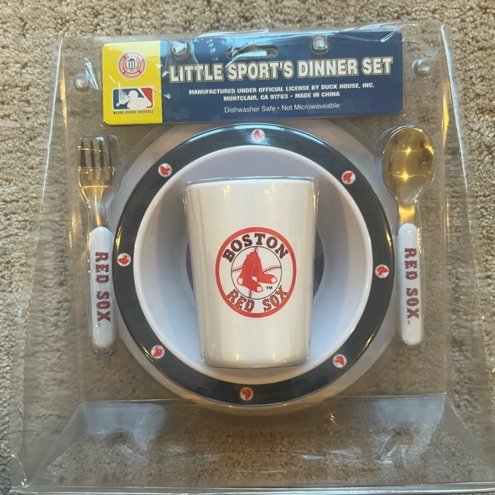 NIB Boston Red Sox Little Sport's Dinner Set - Official MLB Licensed